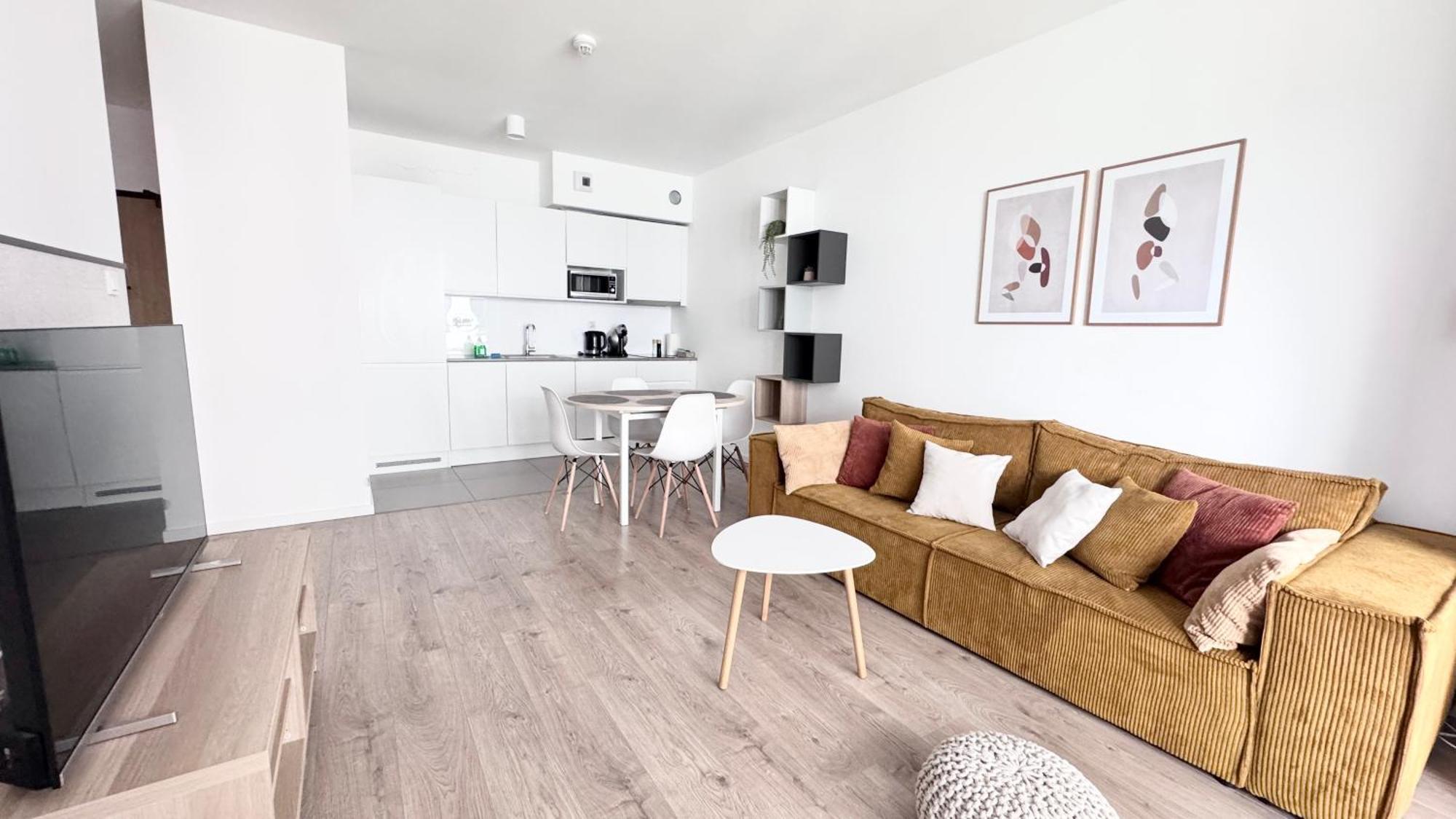 Symphony Modern Tower Apartamenty グディニャ エクステリア 写真